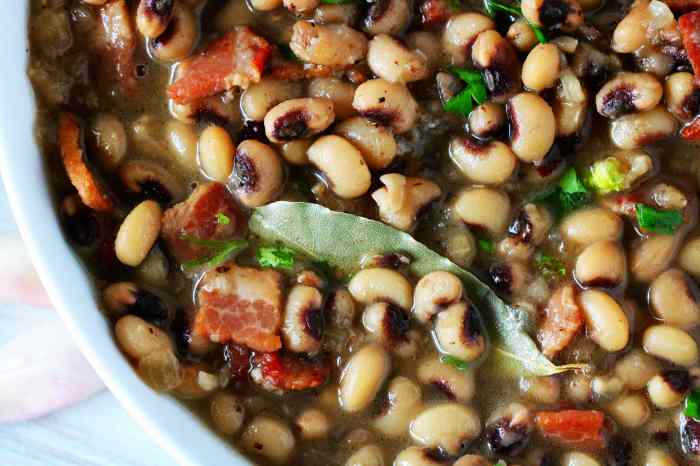 How to cook purple hull peas southern style